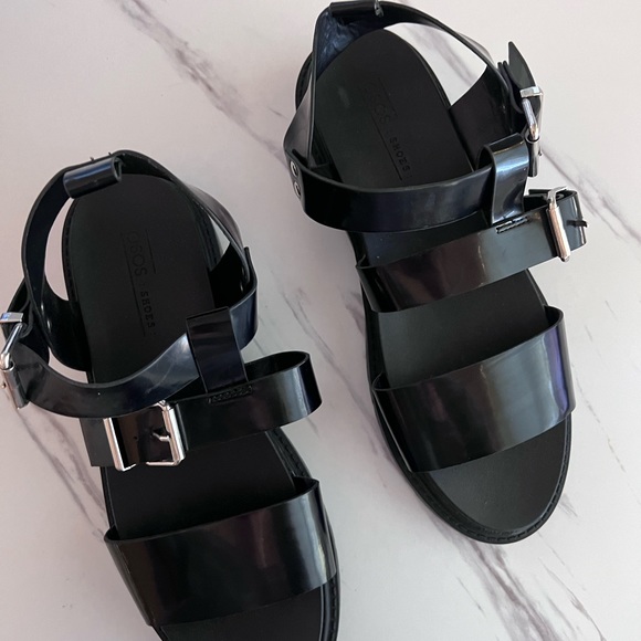 ASOS Black Buckle Sandals - Picture 6 of 12